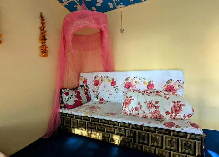 Homestay Double In Serene Budanilkantha, Northern